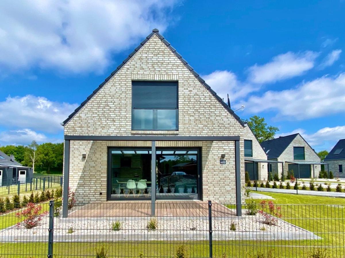 Ferienhaus Seestern Am Harkebruegger See Mit Sauna Und Kamin Barssel  ภายนอก รูปภาพ